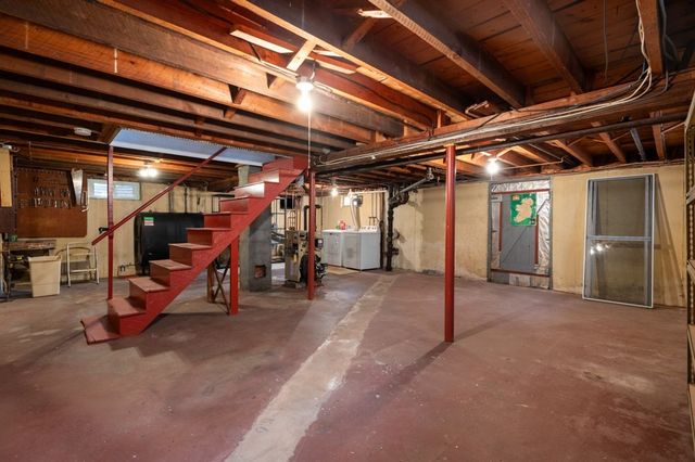 8 Irving St, Danvers, MA 01923