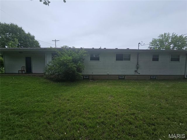 9503 Yorktown Drive, St Louis, MO 63137