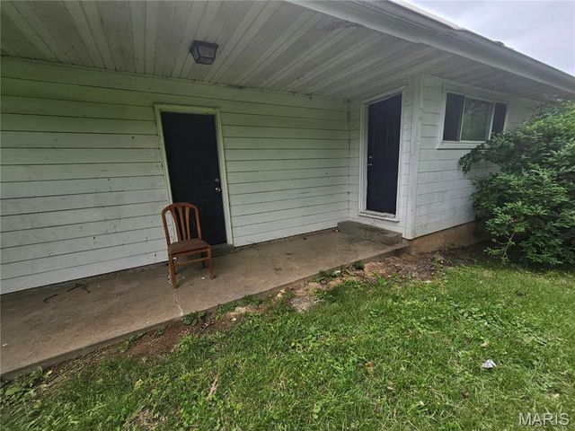 9503 Yorktown Drive, St Louis, MO 63137