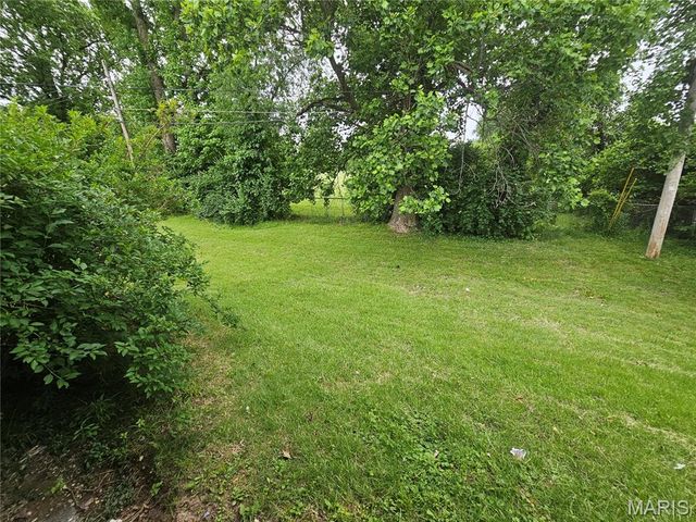9503 Yorktown Drive, St Louis, MO 63137