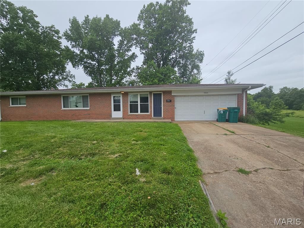 9503 Yorktown Drive, St Louis, MO 63137