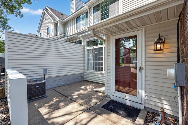 4255 Merrimac Lane N 41, Plymouth, MN 55446