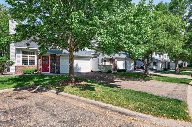 4255 Merrimac Lane N 41, Plymouth, MN 55446