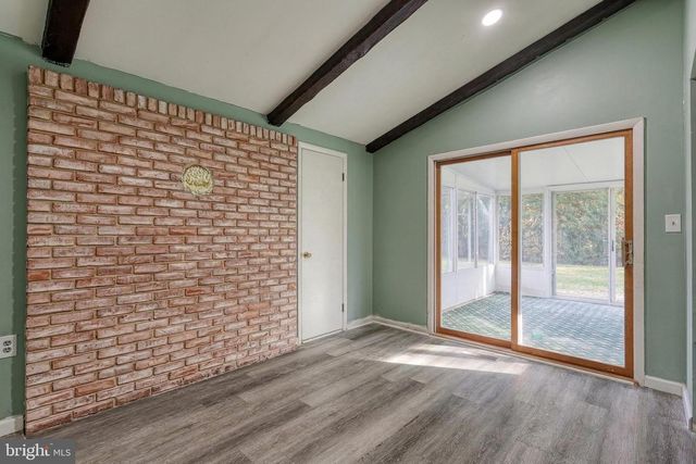 4605 OXFORD RD, Harrisburg, PA 17109