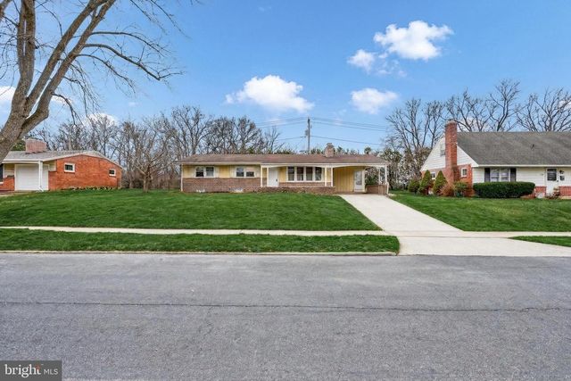 4605 OXFORD RD, Harrisburg, PA 17109