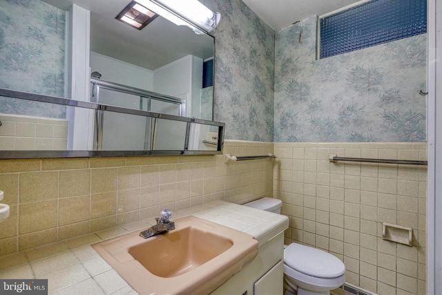 4605 OXFORD RD, Harrisburg, PA 17109