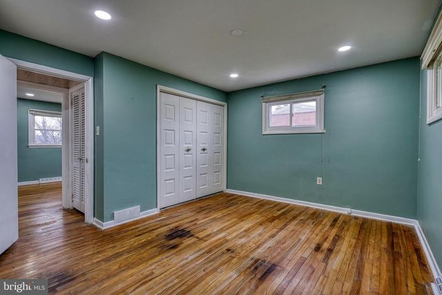 4605 OXFORD RD, Harrisburg, PA 17109