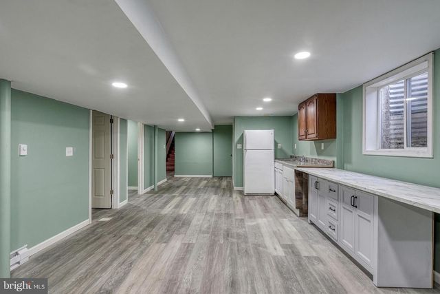 4605 OXFORD RD, Harrisburg, PA 17109