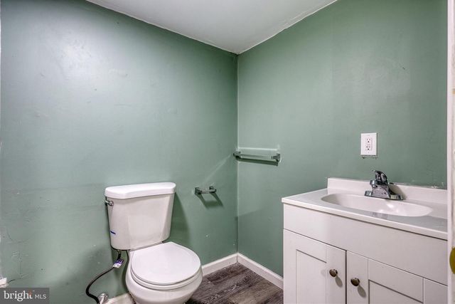 4605 OXFORD RD, Harrisburg, PA 17109