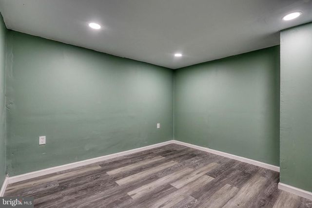 4605 OXFORD RD, Harrisburg, PA 17109