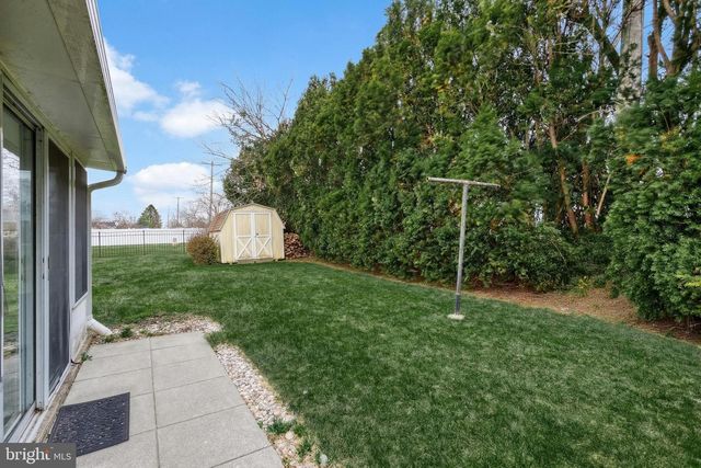 4605 OXFORD RD, Harrisburg, PA 17109