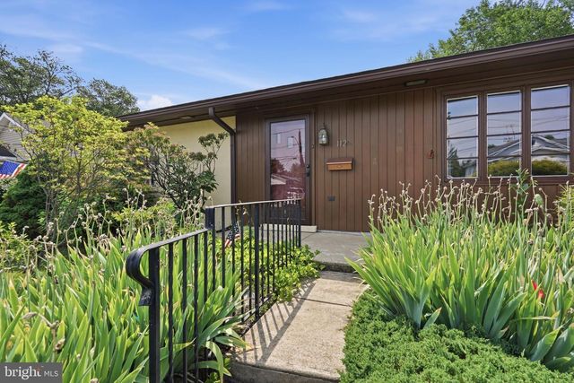 112 ERIE AVE, Barrington, NJ 08007