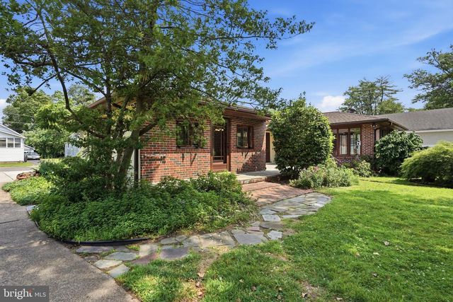 112 ERIE AVE, Barrington, NJ 08007