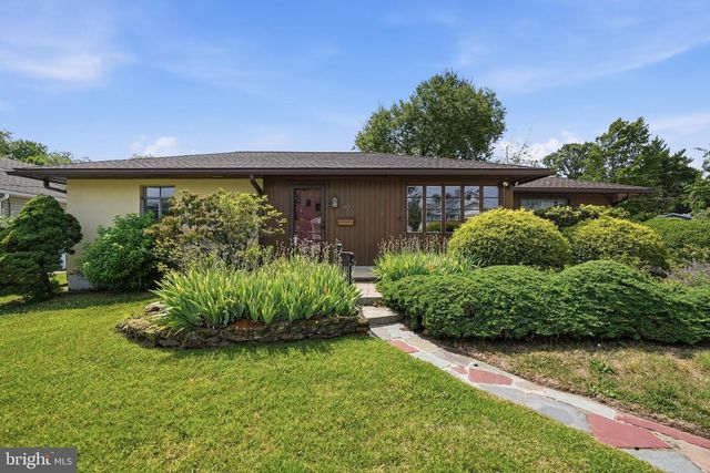 112 ERIE AVE, Barrington, NJ 08007