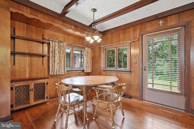 112 ERIE AVE, Barrington, NJ 08007