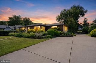 112 ERIE AVE, Barrington, NJ 08007
