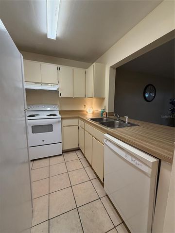 1422 HIGHLAND RIDGE CIRCLE, Brandon, FL 33510