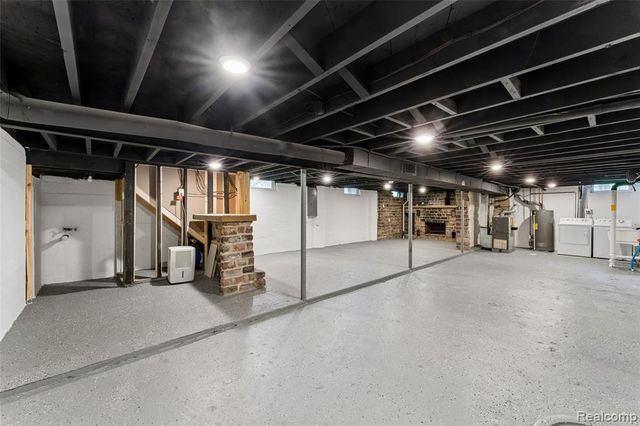 6333 N Beck Road, Canton, MI 48187