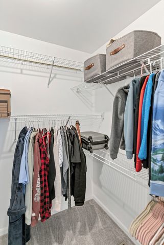 1215 Robin Drive, Carol Stream, IL 60188