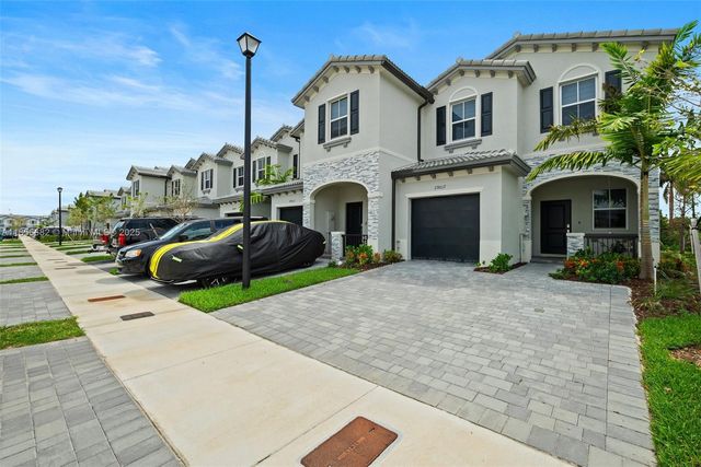 29017 SW 162nd Ct, Homestead, FL 33033