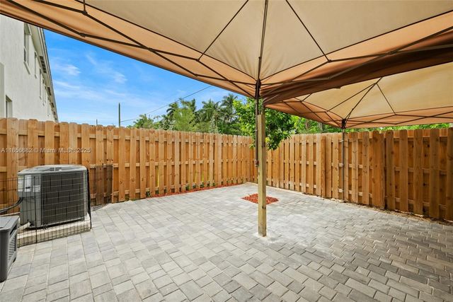 29017 SW 162nd Ct, Homestead, FL 33033