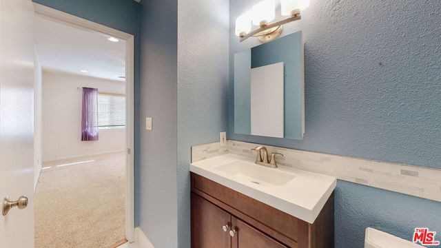 25774 Nashua Way, Valencia, CA 91355
