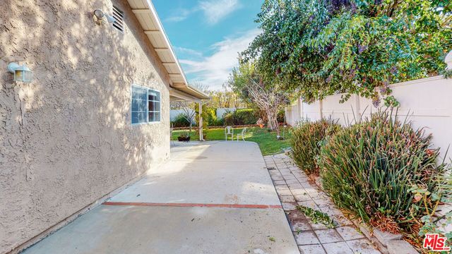 25774 Nashua Way, Valencia, CA 91355