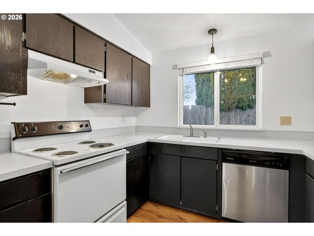 2262 S ALPINE St, Cornelius, OR 97113