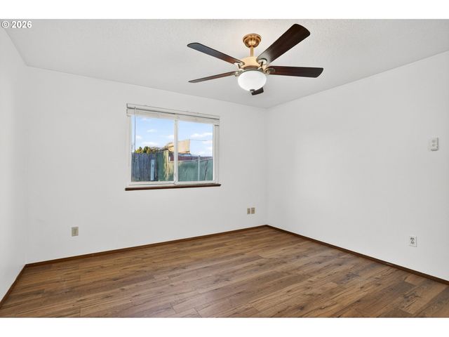 2262 S ALPINE St, Cornelius, OR 97113