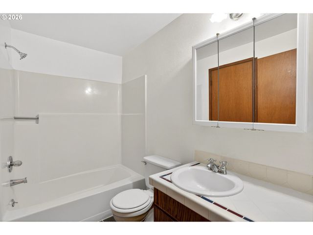 2262 S ALPINE St, Cornelius, OR 97113