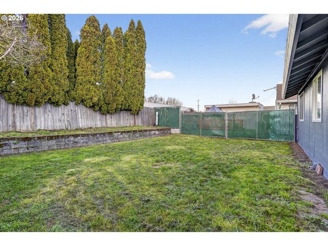 2262 S ALPINE St, Cornelius, OR 97113