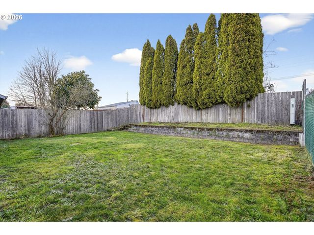 2262 S ALPINE St, Cornelius, OR 97113