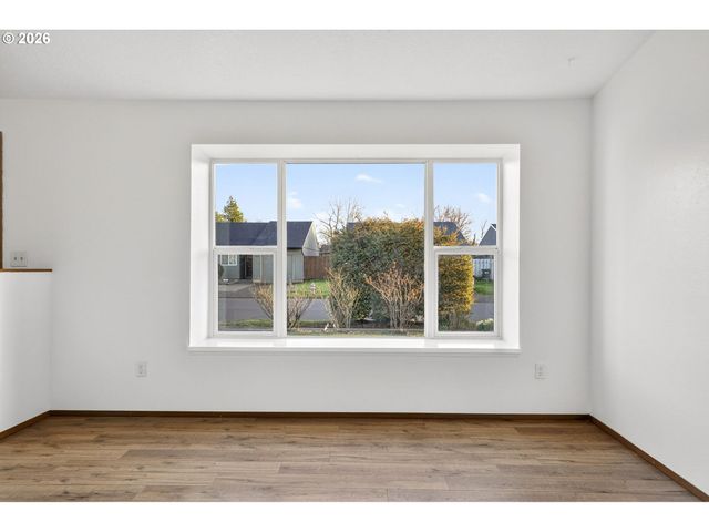 2262 S ALPINE St, Cornelius, OR 97113