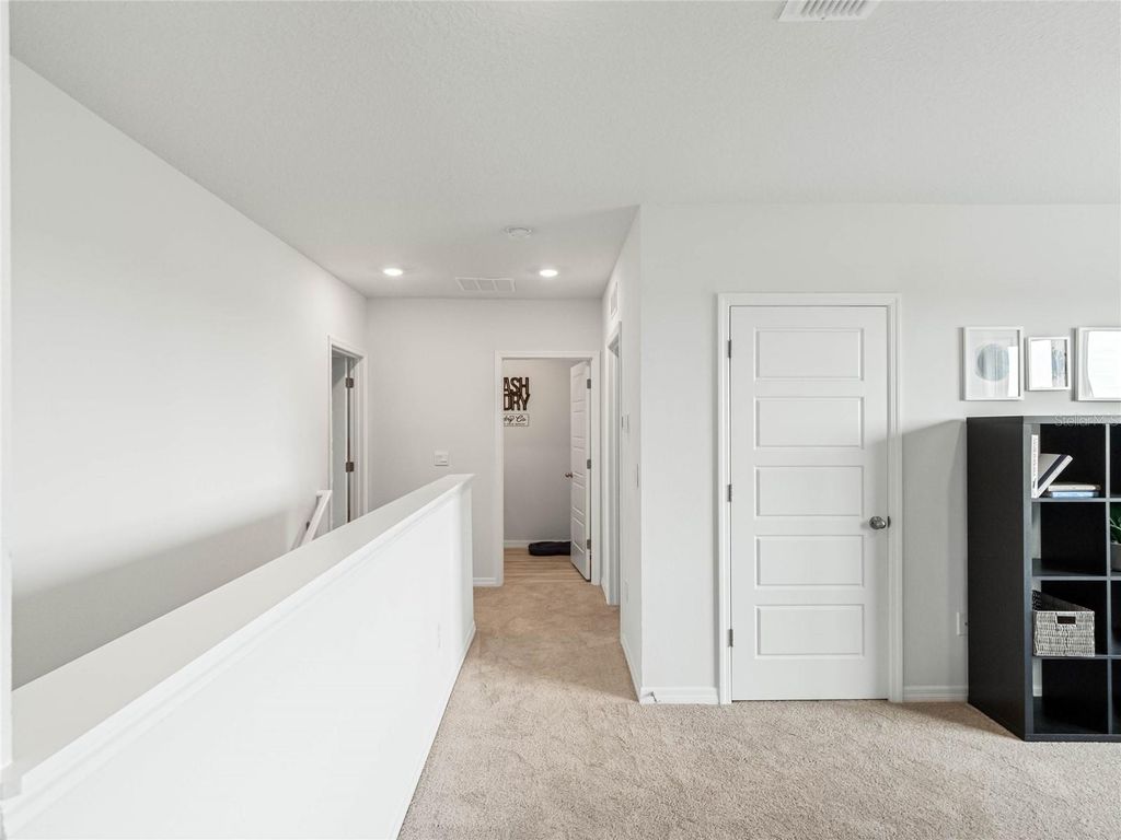 Image 18 of property listing at 3012 MOULIN ROAD, Davenport, FL 33837