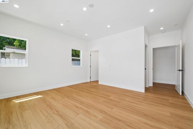 10664 Louise Ave, Granada Hills, CA 91344