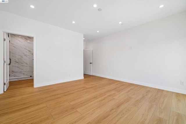 10664 Louise Ave, Granada Hills, CA 91344