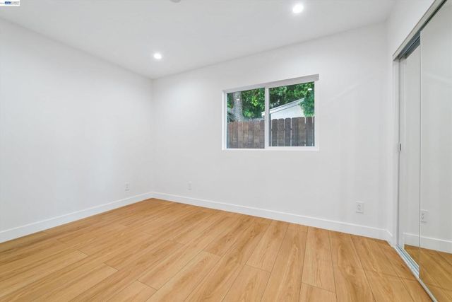10664 Louise Ave, Granada Hills, CA 91344