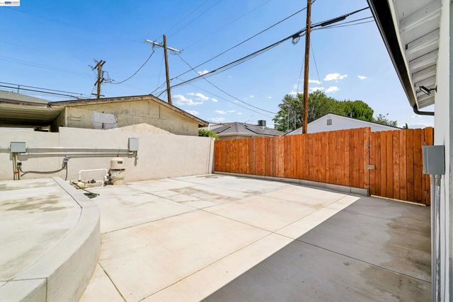 10664 Louise Ave, Granada Hills, CA 91344