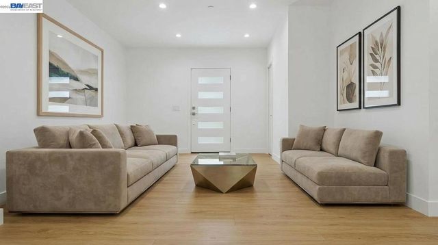 10664 Louise Ave, Granada Hills, CA 91344