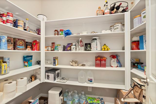 111 Fosters Branch Drive, Schulenburg, TX 78956