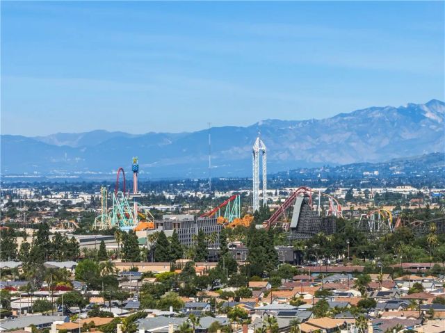 211 S Beach 119, Anaheim, CA 92804