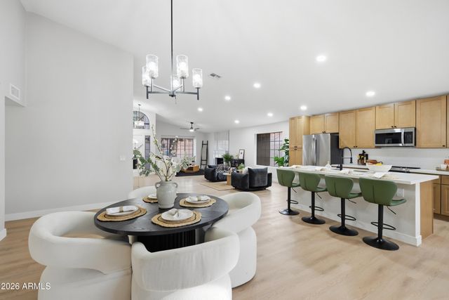 1455 E BRENTRUP Drive, Tempe, AZ 85283