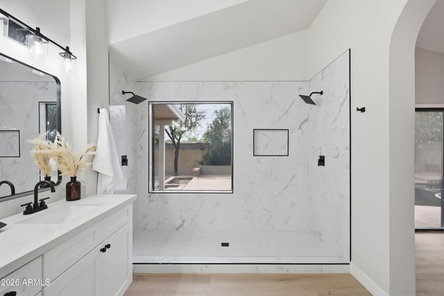 1455 E BRENTRUP Drive, Tempe, AZ 85283