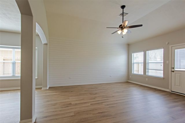 17323 Stonehedge Drive, Houston, TX 77073