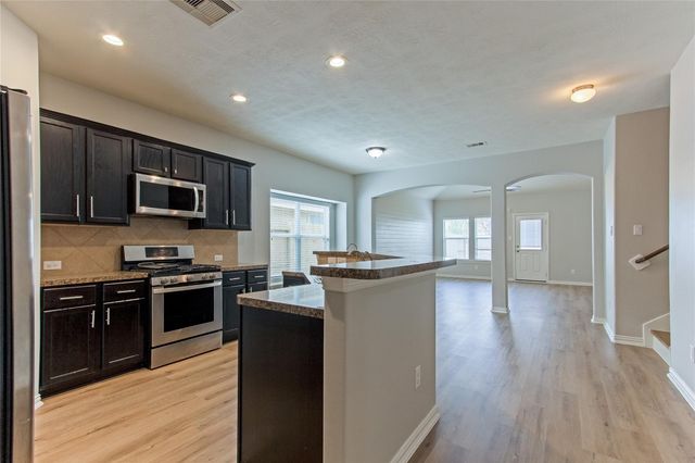 17323 Stonehedge Drive, Houston, TX 77073