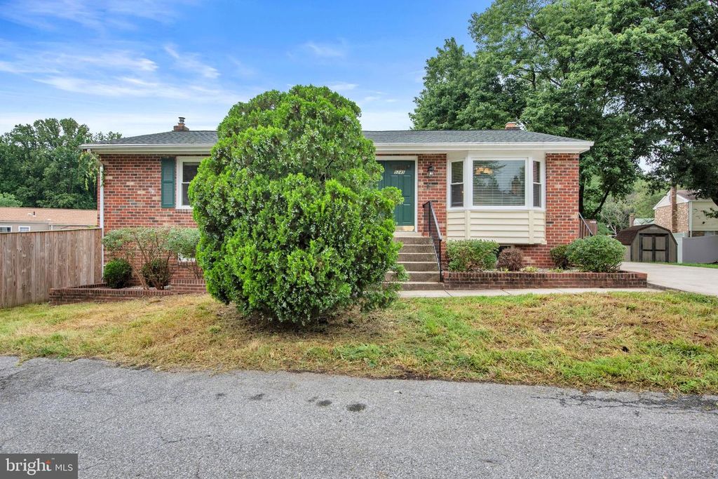 5245 W BONIWOOD TURN, Clinton, MD 20735