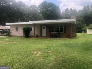 359 Martin Dairy Road, Milner, GA 30257