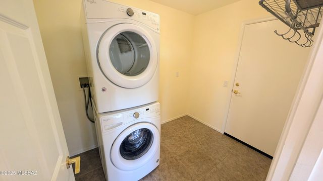 65088 E Rocky Mesa Drive, Tucson, AZ 85739