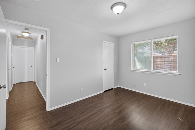 3103 Morning Meadow Lane, Grand Prairie, TX 75052
