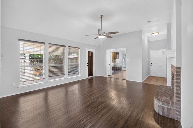 3103 Morning Meadow Lane, Grand Prairie, TX 75052